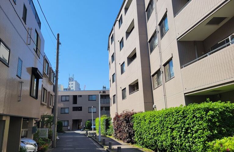 【宅地建物取引士事務所】池袋のマンション査定で市場を読み解く！
