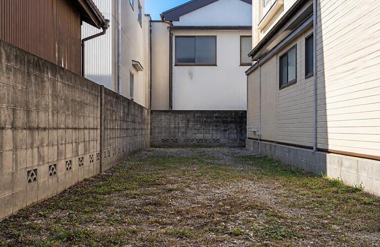 【宅地建物取引士事務所】再建築不可物件の売却を成功させるために